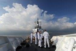 Philippine navy in standoff with China ships 