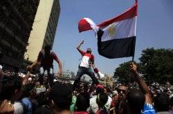 Dozens of protest detainees killed in Egypt 