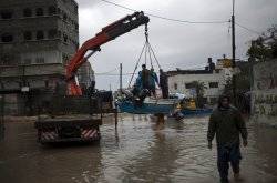 Thousands evacuated after Gaza floods 