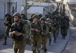 Israeli forces kill Palestinian during raids 