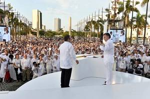 Colombians reject peace deal with FARC