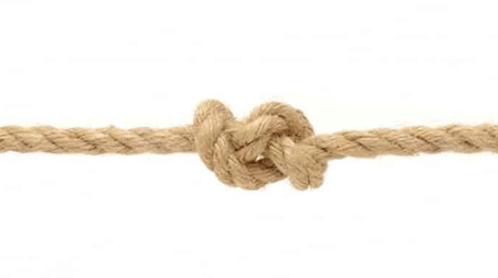 النَّفَّاثَات في الْعُقَد.. وحقيقةُ السحر