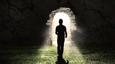  قيامة الإنسان الصغرى والكبرى